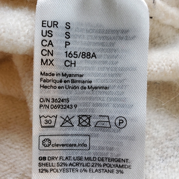 H&M V-Neck Off-White Sweater - Picture 5 of 5